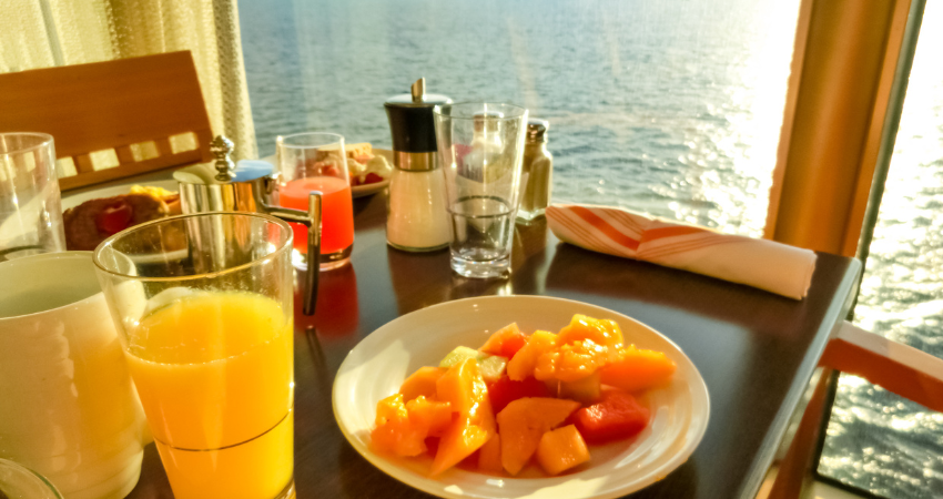 cruise holiday cape verde - dining and views